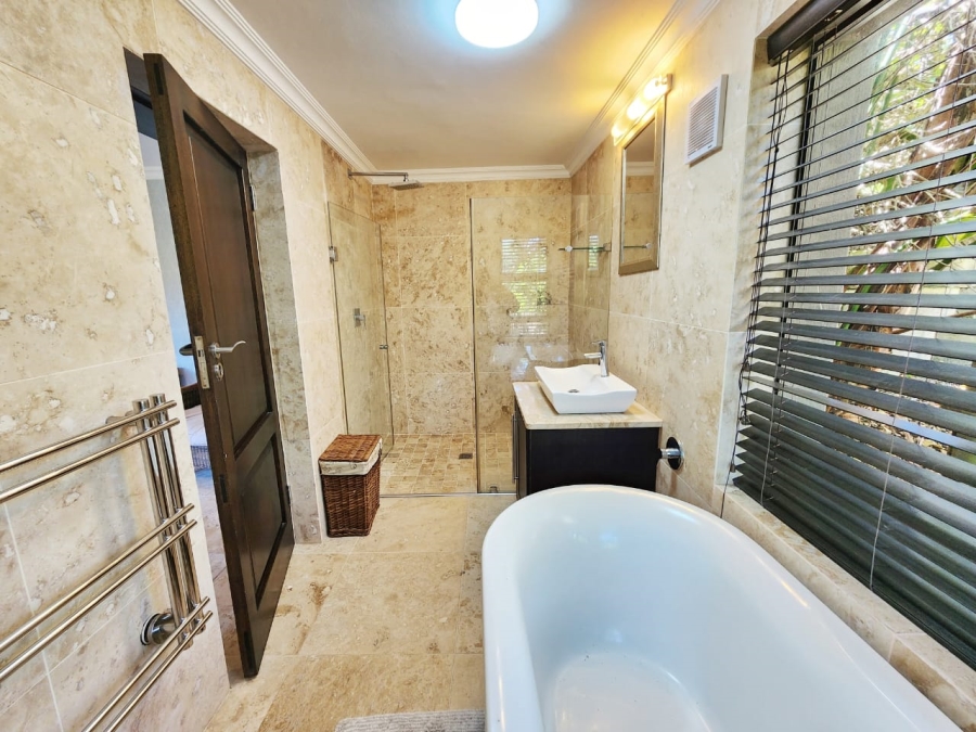 4 Bedroom Property for Sale in Wilderness Central Western Cape